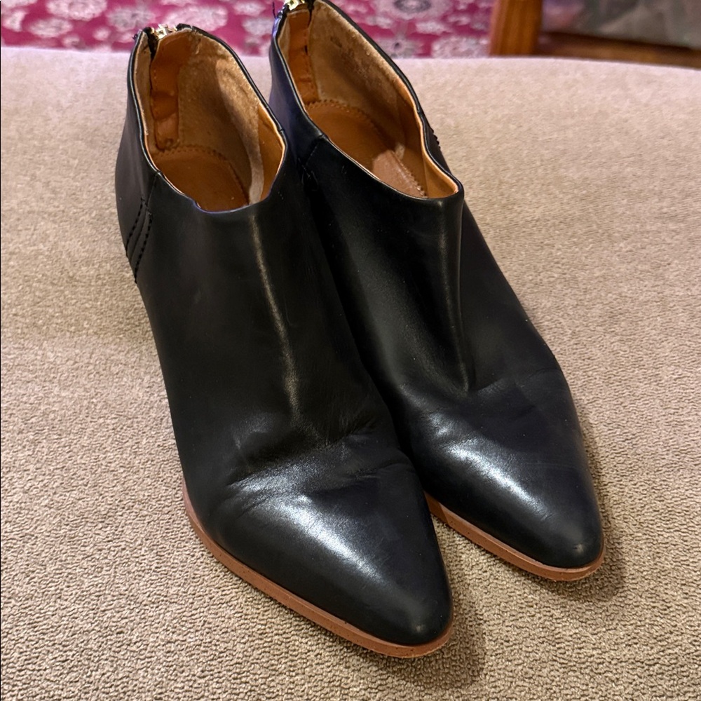 Franco Sarto Roselle Black Leather Ankle Boots Size 8.5 (TD)